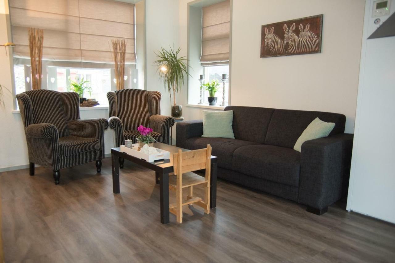 Bed En Breakfast Uitrust Lauwerzijl 외부 사진